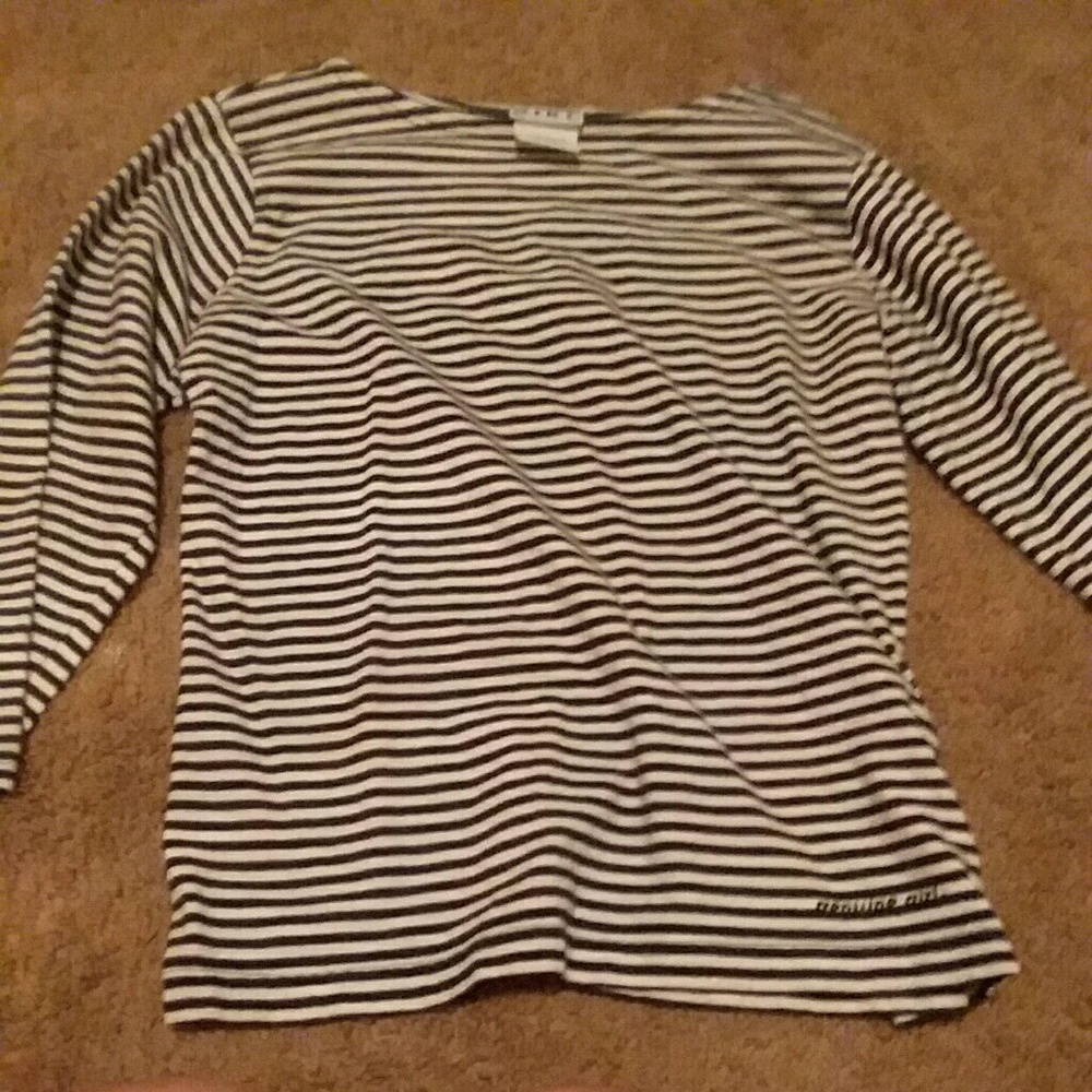 Black and white striped fitted long sleeve crop to